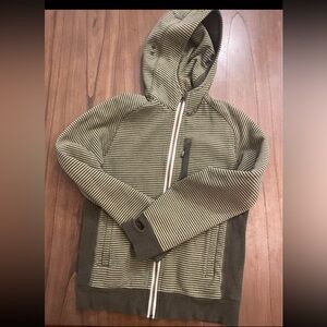 Men’s Green Lululemon Scuba Hoodie